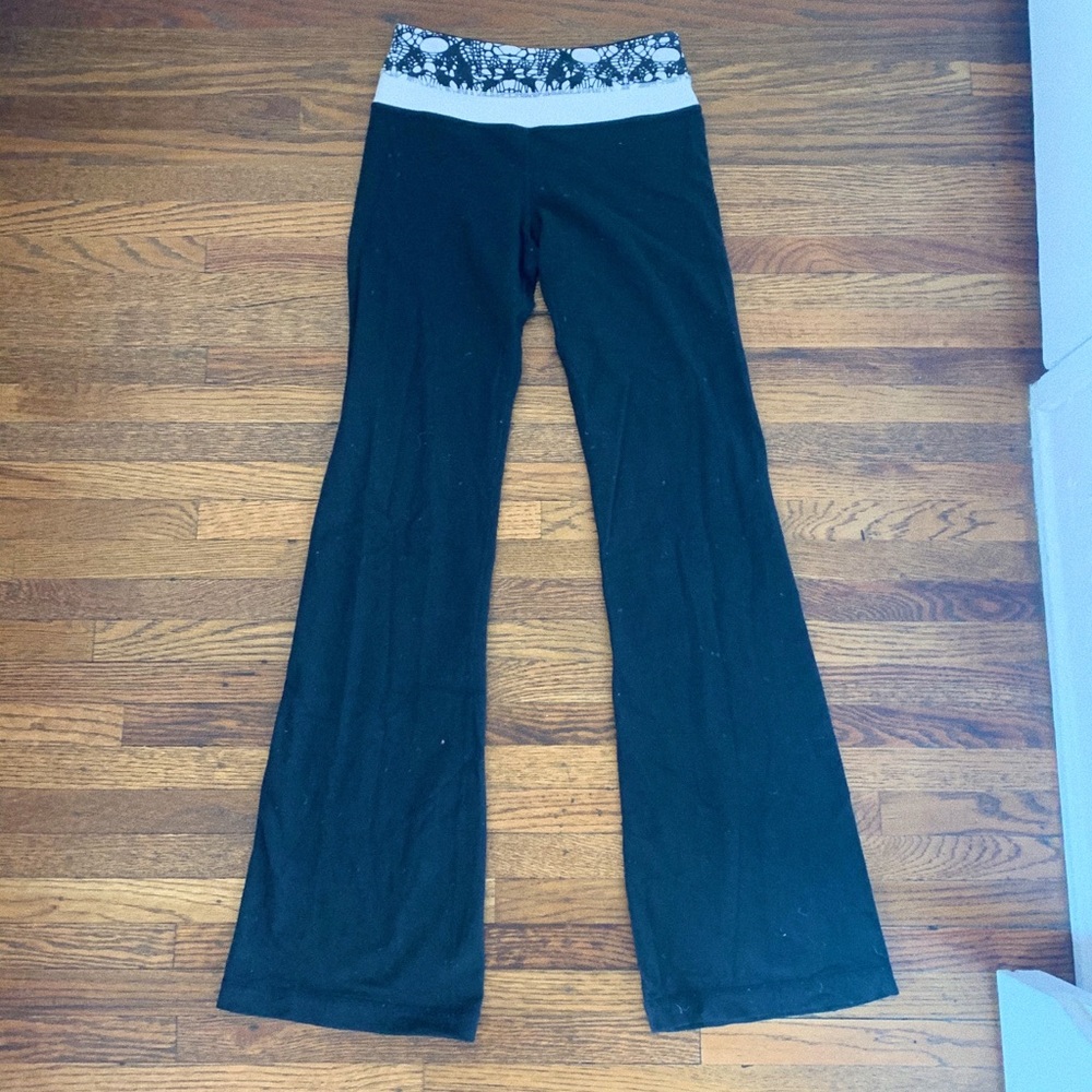 Lululemon boot leg leggings